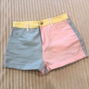 Color block shorts